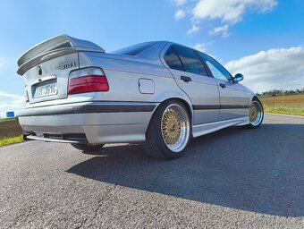 bmw e36 328i - 2