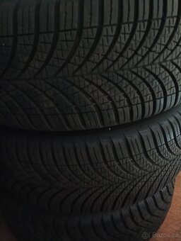 Zimní Pneu 205/45 R17 - 2