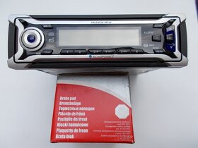 Dobová retro autorádia + kazetové přehrávače - 2