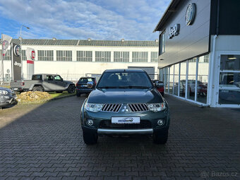 2.5DI-D Double Cab Intense 4x4 - 2