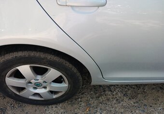 vwGolfV variant 1,9tdi 77kw STK do 2027 210000km - 2