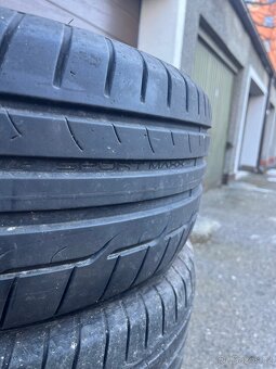 Letní pneu Dunlop 235/55/19 - 2