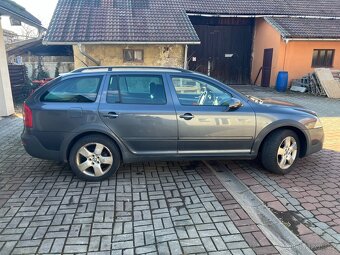 Škoda Octavia 2 SCOUT 4x4 Combi 2.0 TDI 103 kW, motor BMM - 2