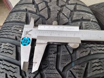 Zimní Nokian WR D4 195/65 R15 - 2