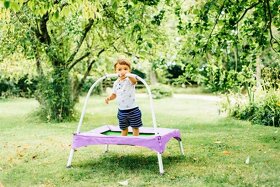 NOVÁ DĚTSKÁ TRAMPOLÍNA PLUM S MADLEM PC/1799KČ - 2