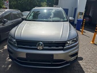 Volkswagen Tiguan Highline 4Motion LED+Navi+Kůže+Kamera+TZ - 2