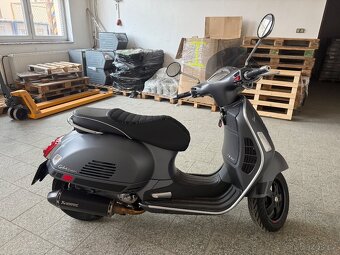 Vespa 300 GTS super - 2
