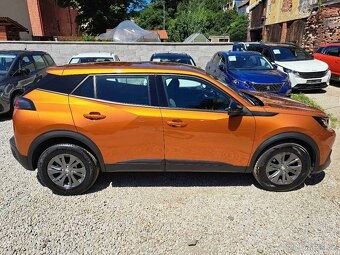 Peugeot 2008 1,2 PT EAT8 ACTIVE 122.000 km - 2