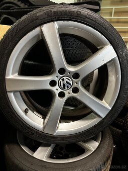 5x112 225/40 R18 - 2