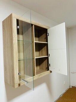 Závěsná skříňka - 2