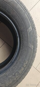 Pneu letní 225/75/16C, Nexen Roadian CT8. - 2