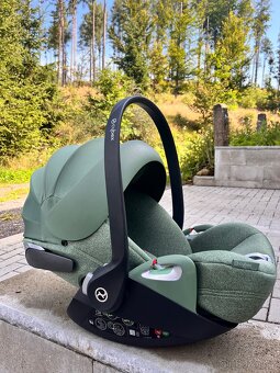 Cybex Cloud T i-Size + Base T ( 360°) – TOP STAV - 2