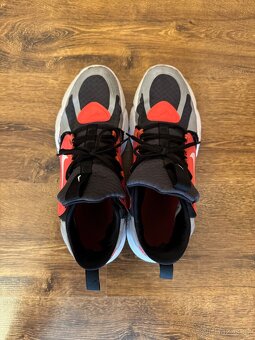 Nike Air Max Alpha Savage - 2