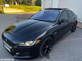 Jaguar XE 30t RWD R-Sport - 2