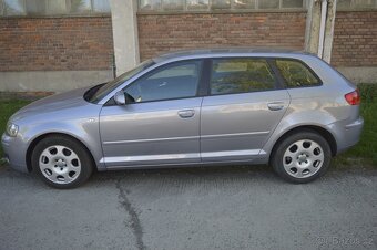 Audi A3 sportback 1,6 85kw benzin ,webasto - 2