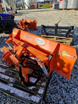 Sněhová radlice - 2