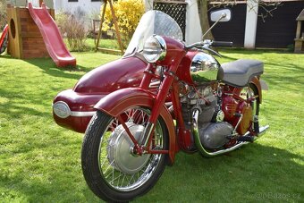 Pěkná JAWA 500 OHC 02 se sidecarem Velorex - 2