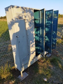 Plechová skříň - 2