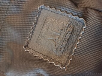 Prodám černou koženou bundu. - 2