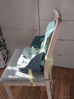 Cestovní skládací krmící židlička - 2