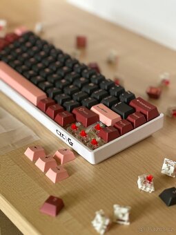 Mechanická herní klávesnice - 2
