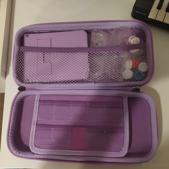 Nintendo Switch Oled + příslušenství - 2