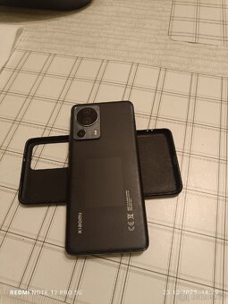 Xiaomi 13 Lite - 2