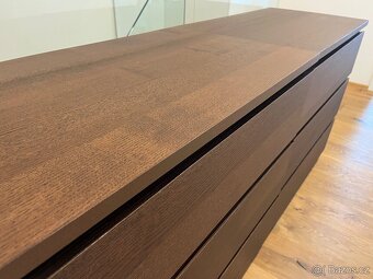 Prodáme psací stůl a dvě komody MALM IKEA - 2