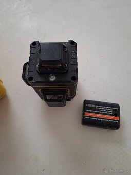 Krížový laser - 2