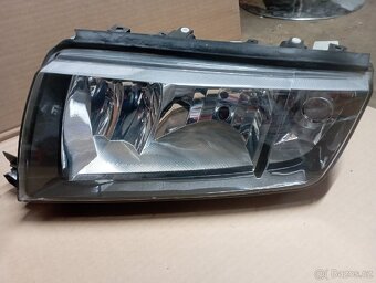 Škoda Fabia 1 přední světla - 2