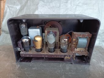 Telefunken 340 W „kočka“ - 2