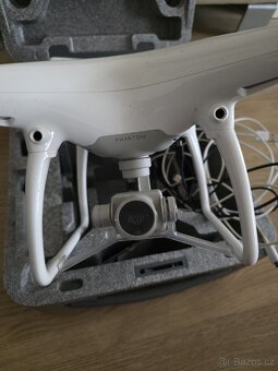Dron DJI Phantom - 2