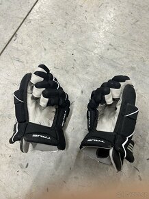 Hokejové rukavice true catalyst - 2
