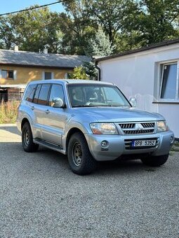 Mitsubishi Pajero V60 3.2 Di-D GLX 4x4 - 2