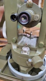CSLA dalekohled/teodolit vz.53 - 2