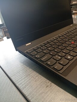 Lenovo notebook T570 - 2