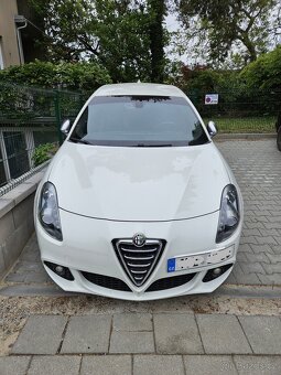 Alfa Romeo Giulietta Distinctive 1.4 125kw DOHODA - 2