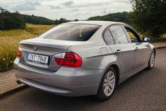 BMW e90 318i - 2