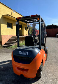 Tailift EFD 25, diesel Yanmar, bočný posuv, r. 2013 - 2