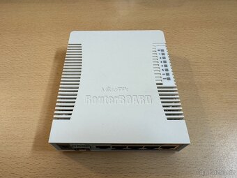 MikroTik hAP ac – dvoupásmový gigabitový router - 2