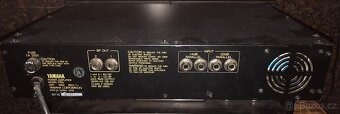 Zesilovač yamaha P120 - 2