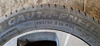 2x krasna gt golf kola r16 5x112 205/55 pneu vzorek 7mm - 2