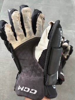Prodám hokejové rukavice CCM JetSpeed FT6 PRO SR 14" - 2