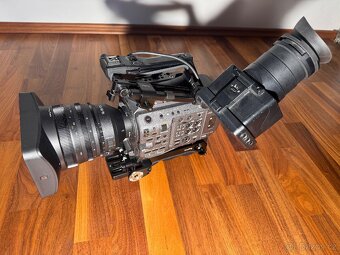 Sony FX9 - 2