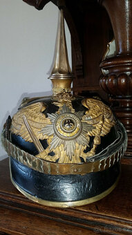 Pickelhaube Prusko, generál, gardový orel, křížová čepel s v - 2