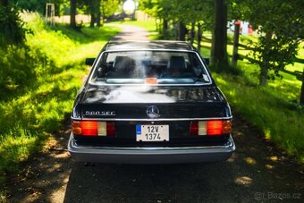 Mercedes Benz 560 sec - 2