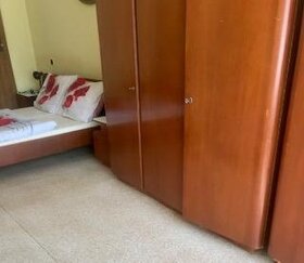 dvoupostel, trojdílná skříň, matrace - 2