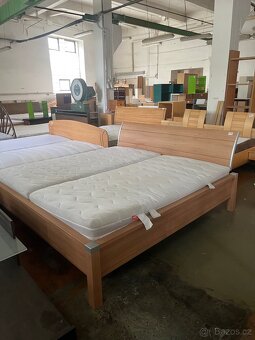 Postel 200x200 - 2