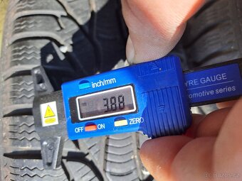 Škoda fabie 3 zimní pneu s disky - 2