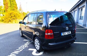 Volkswagen Touran 2.0 TDI (103 kW) HIGHLINE - 2
